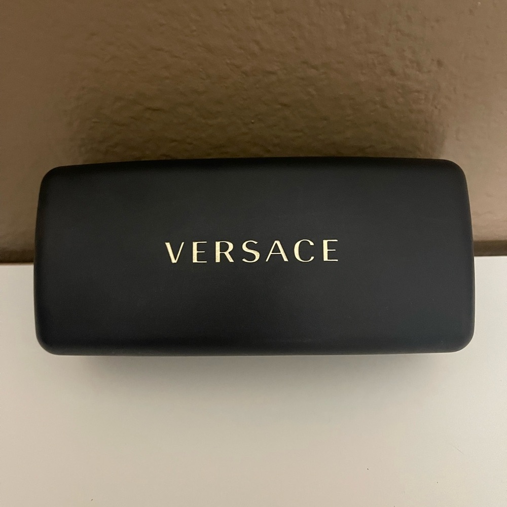 Versace Black and Gold Sunglasses - VE2140 - Aviator Style - Picture 8 of 8